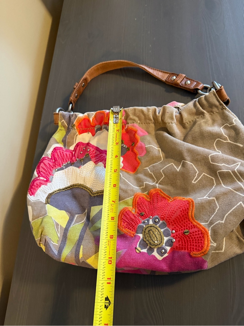 Fossil Vintage Y2K Floral Appliqué Canvas Shoulder Bag in Brown and Multicolor - Picture 12 of 14